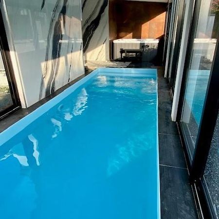 Piscine Et Jacuzzi Loft Ravissant Dans Une Maison Basque Anglet Buitenkant foto