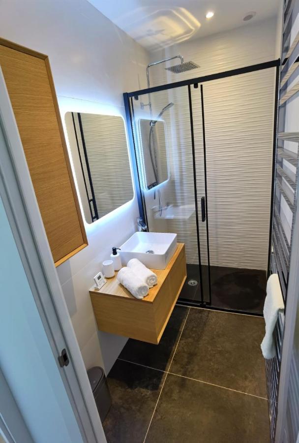 Piscine Et Jacuzzi Loft Ravissant Dans Une Maison Basque Anglet Buitenkant foto